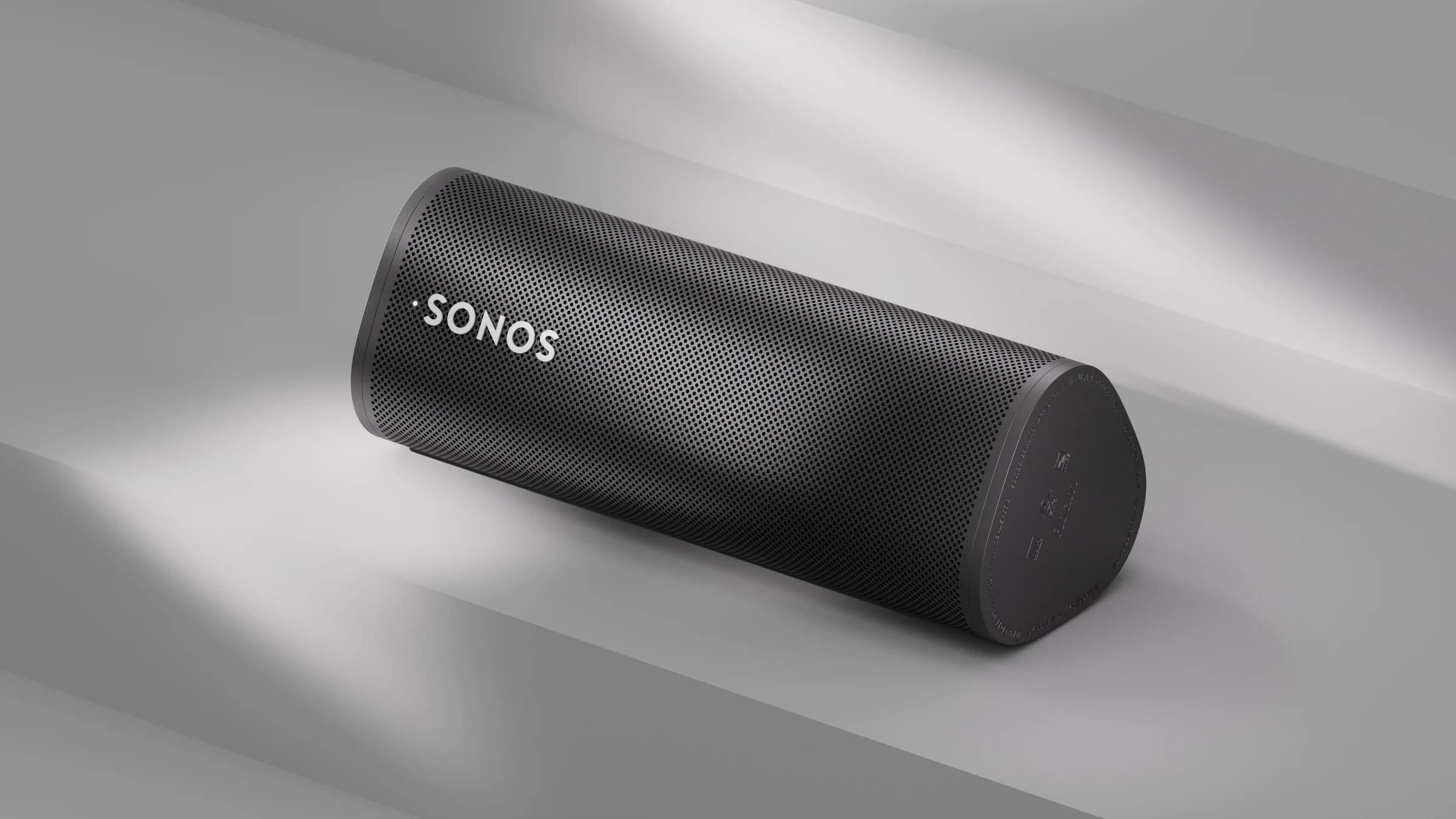 Sonos Roam speaker — product visualization